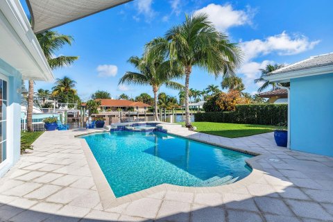 Villa ou maison à vendre à Lake Worth, Floride: 5 chambres, 289.48 m2 № 860755 - photo 18