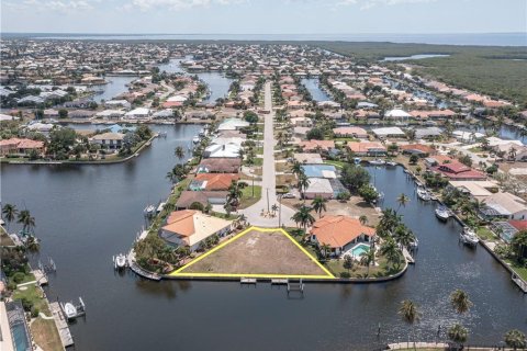 Terreno en venta en Punta Gorda, Florida № 243532 - foto 7