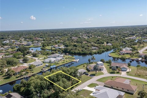 Terreno en venta en Port Charlotte, Florida № 243534 - foto 7