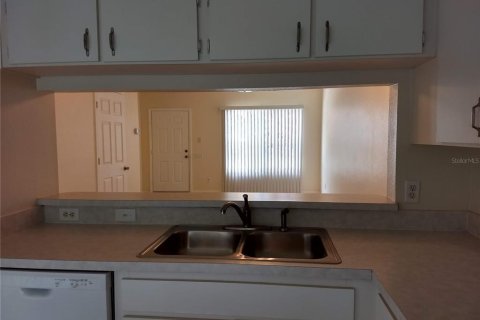 Townhouse in Oldsmar, Florida 2 bedrooms, 102.66 sq.m. № 1370016 - photo 23