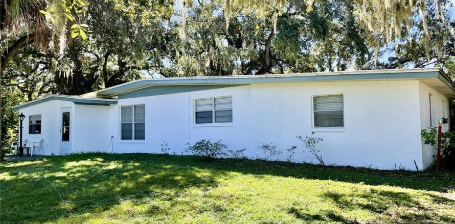 Casa en New Port Richey, Florida 2 dormitorios, 142.14 m2 № 1383213