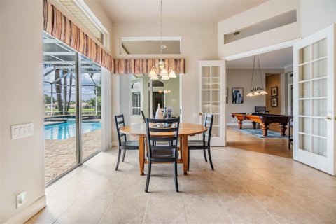 Villa ou maison à vendre à Tampa, Floride: 5 chambres, 374.3 m2 № 1369897 - photo 13