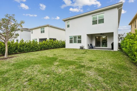 Villa ou maison à vendre à Deerfield Beach, Floride: 4 chambres, 203.46 m2 № 1081708 - photo 12