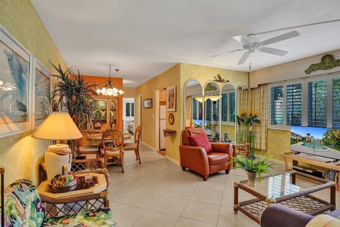 Copropriété à vendre à Fort Lauderdale, Floride: 2 chambres, 82.31 m2 № 1351689 - photo 2