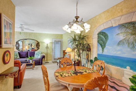 Copropriété à vendre à Fort Lauderdale, Floride: 2 chambres, 82.31 m2 № 1351689 - photo 8