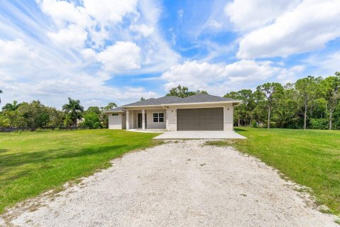 House in Loxahatchee Groves, Florida 4 bedrooms, 276.94 sq.m. № 1154204 - photo 28