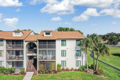 Condominio en venta en Palm Harbor, Florida, 2 dormitorios, 96.25 m2 № 1388552 - foto 1