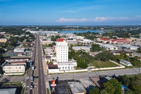 Propiedad comercial en venta en Haines City, Florida, 154.68 m2 № 1388554 - foto 12