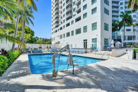 Condominio en venta en Fort Lauderdale, Florida, 1 dormitorio, 51.47 m2 № 1135443 - foto 6