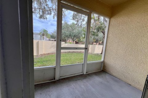 Condo in Kissimmee, Florida, 3 bedrooms  № 1425139 - photo 16