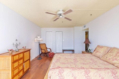 Condominio en venta en Hallandale Beach, Florida, 2 dormitorios, 104.98 m2 № 1168783 - foto 7