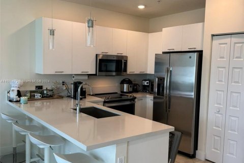Condominio en venta en Doral, Florida, 3 dormitorios, 102.38 m2 № 1177993 - foto 3