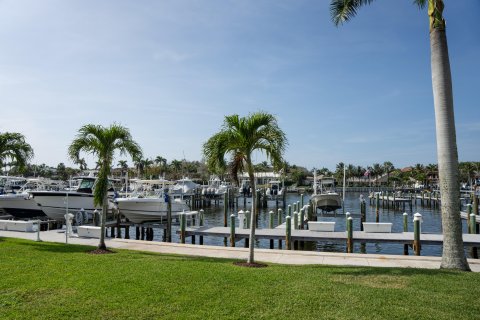 Condo in Juno Beach, Florida, 2 bedrooms  № 1007384 - photo 16