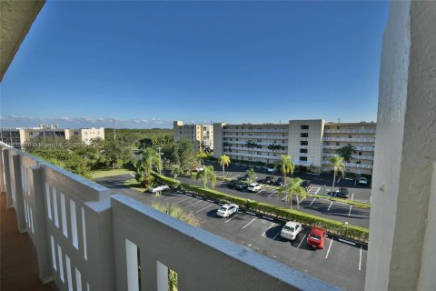 Condominio en venta en Dania Beach, Florida, 2 dormitorios, 110.55 m2 № 660549 - foto 5