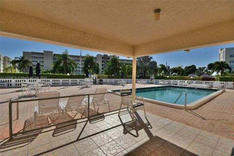 Condominio en venta en Dania Beach, Florida, 2 dormitorios, 110.55 m2 № 660549 - foto 11