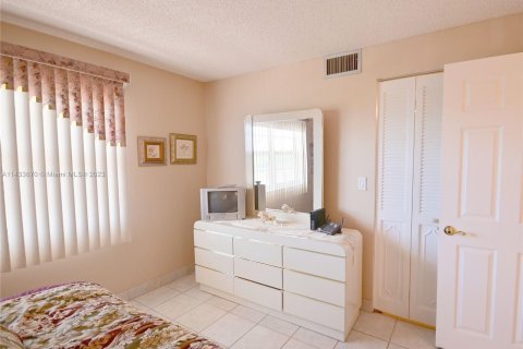 Condominio en venta en Dania Beach, Florida, 2 dormitorios, 110.55 m2 № 660549 - foto 29