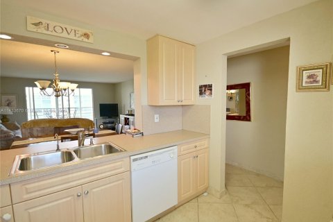 Condominio en venta en Dania Beach, Florida, 2 dormitorios, 110.55 m2 № 660549 - foto 14