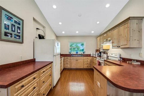 Casa en venta en Lakeland, Florida, 3 dormitorios, 201.88 m2 № 1137500 - foto 10