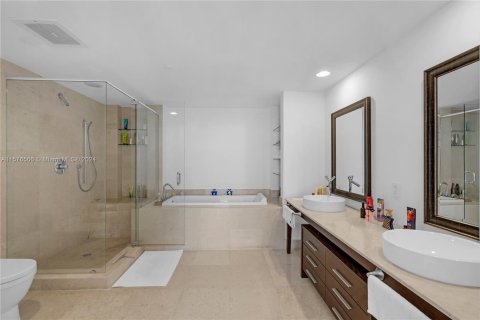 Condominio en venta en Miami, Florida, 2 dormitorios, 121.98 m2 № 1146354 - foto 24