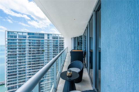 Copropriété à vendre à Miami, Floride: 2 chambres, 121.98 m2 № 1146354 - photo 6