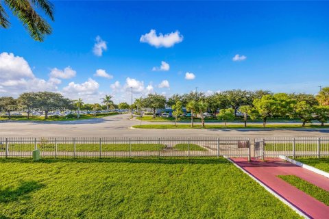 Condominio en venta en Miami Gardens, Florida, 1 dormitorio, 57.6 m2 № 1332170 - foto 17