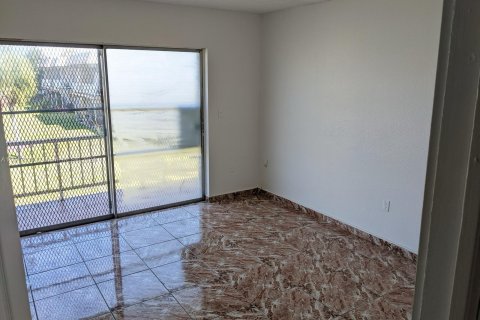 Condominio en venta en Miami Gardens, Florida, 1 dormitorio, 57.6 m2 № 1332170 - foto 5