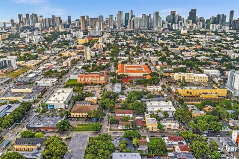 Propiedad comercial en venta en Miami, Florida, 557.41 m2 № 1332171 - foto 15