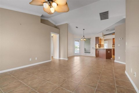 House in Port Charlotte, Florida 4 bedrooms, 242.66 sq.m. № 1295699 - photo 26