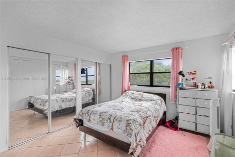 Condo in Fort Lauderdale, Florida, 2 bedrooms  № 1417185 - photo 19