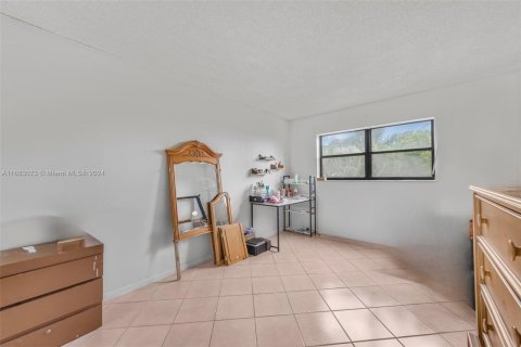 Condo in Fort Lauderdale, Florida, 2 bedrooms  № 1417185 - photo 16