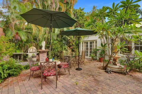 Villa ou maison à vendre à Miami Shores, Floride: 3 chambres, 171.22 m2 № 742098 - photo 9