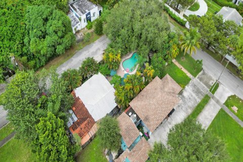 Купить виллу или дом в Майами-Шорс, Флорида 3 спальни, 171.22м2, № 742098 - фото 4
