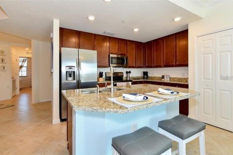 Condominio en alquiler en Lakewood Ranch, Florida, 3 dormitorios, 130.81 m2 № 633832 - foto 11