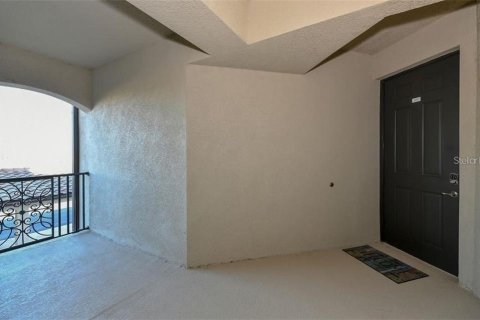 Condominio en alquiler en Lakewood Ranch, Florida, 3 dormitorios, 130.81 m2 № 633832 - foto 2