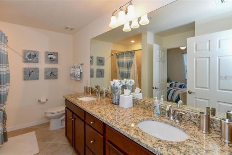 Condominio en alquiler en Lakewood Ranch, Florida, 3 dormitorios, 130.81 m2 № 633832 - foto 20