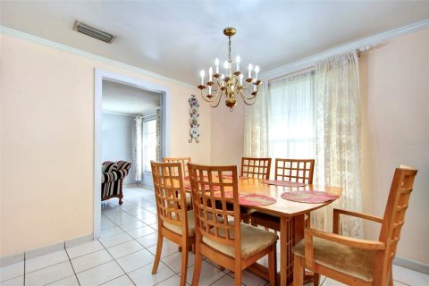 Casa en venta en Tampa, Florida, 3 dormitorios, 169.45 m2 № 1377027 - foto 11