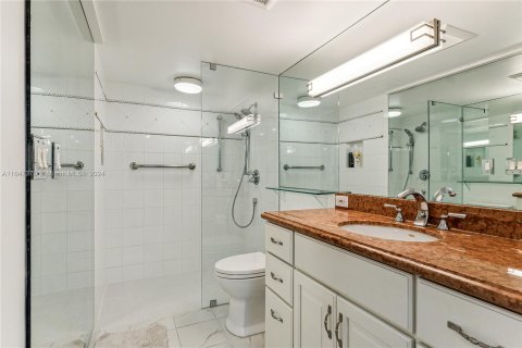 Купить кондоминиум в Майами, Флорида 2 спальни, 253.07м2, № 1330393 - фото 19