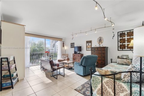 Copropriété à vendre à Miami Beach, Floride: 50.17 m2 № 1330395 - photo 1