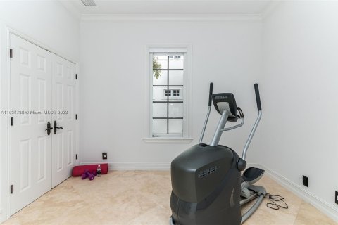 Casa en venta en Fort Lauderdale, Florida, 7 dormitorios, 539.48 m2 № 670001 - foto 28