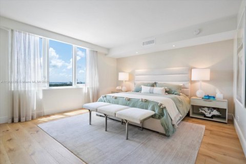 Condo in Miami Beach, Florida, 2 bedrooms  № 419963 - photo 6