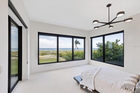 House in Longboat Key, Florida 4 bedrooms, 683.02 sq.m. № 1279072 - photo 27