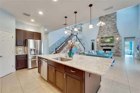 House in Land O' Lakes, Florida 5 bedrooms, 379.23 sq.m. № 1261939 - photo 26