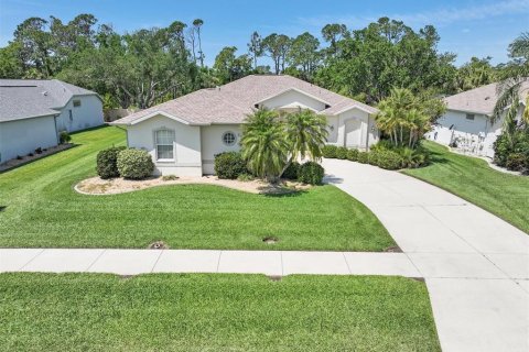 Villa ou maison à vendre à North Port, Floride: 3 chambres, 156.73 m2 № 1110913 - photo 1