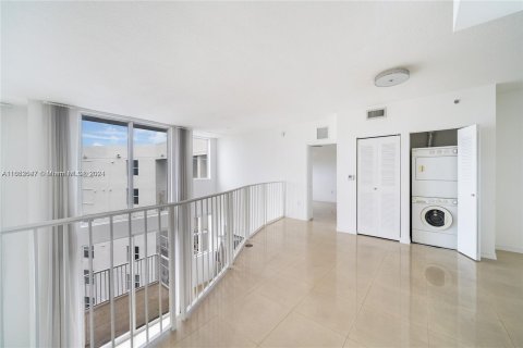 Condominio en venta en Miami, Florida, 2 dormitorios, 145.3 m2 № 1413920 - foto 10