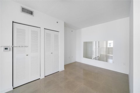 Condominio en venta en Miami, Florida, 2 dormitorios, 145.3 m2 № 1413920 - foto 11