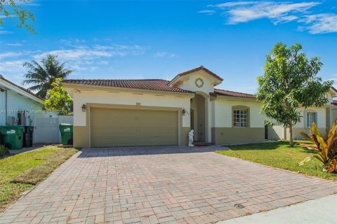Villa ou maison à vendre à Cutler Bay, Floride: 3 chambres, 141.12 m2 № 1128684 - photo 24