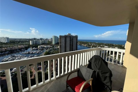 Condominio en venta en Aventura, Florida, 1 dormitorio, 100.06 m2 № 1237971 - foto 1