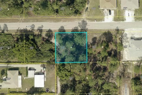 Terreno en venta en Lehigh Acres, Florida № 1237920 - foto 1