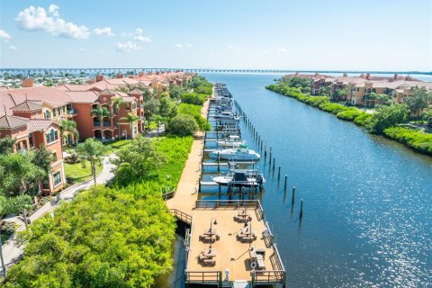 Condominio en venta en Clearwater, Florida, 1 dormitorio, 100.24 m2 № 1376258 - foto 17