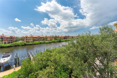 Condo in Clearwater, Florida, 1 bedroom  № 1376258 - photo 19